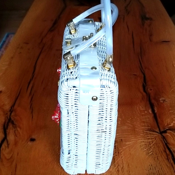 Vintage Princess Charming by Atlas Woven Wicker Rattan Floral Design Box Handbag - Picture 4 of 16